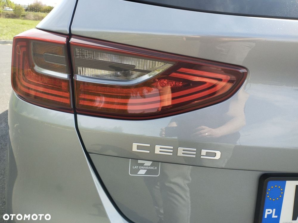 Kia Ceed 1.5 T-GDI Tribute - 35