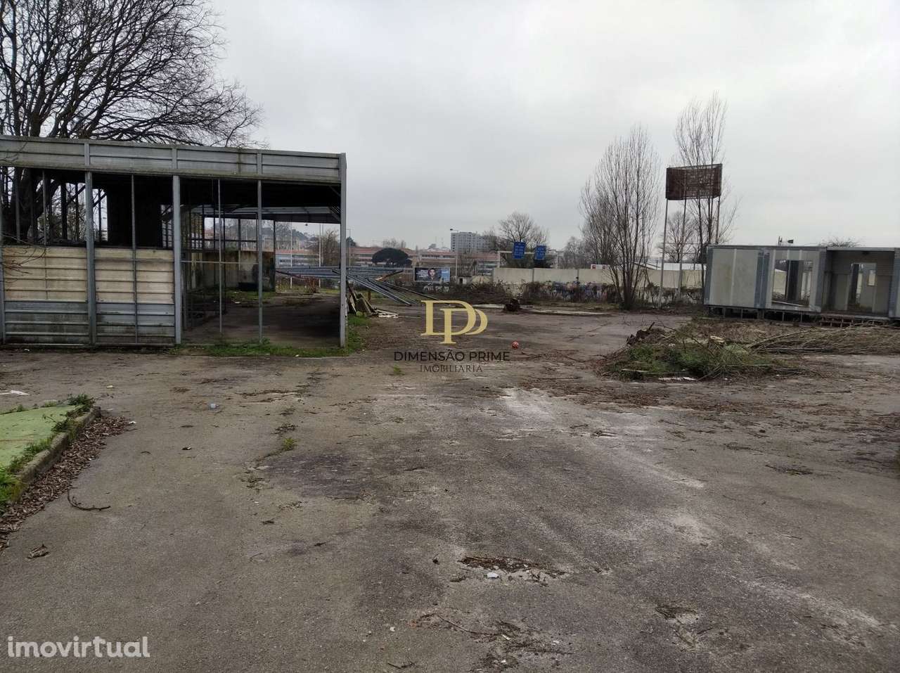 Terreno de 6000 m² em Paranhos  Oportunidade Estratégica junto ao P... - Grande imagem: 3/6