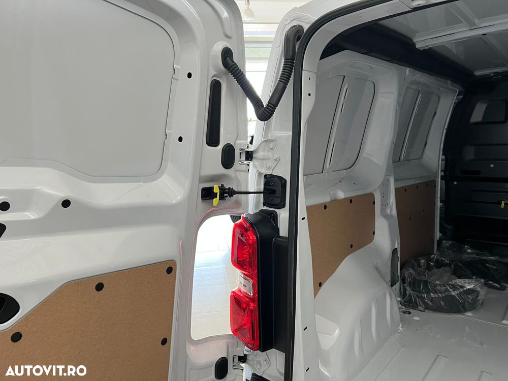 Toyota ProAce Panel Van 50kWh - 8