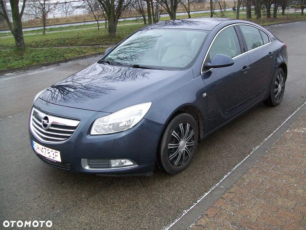 Opel Insignia - 1