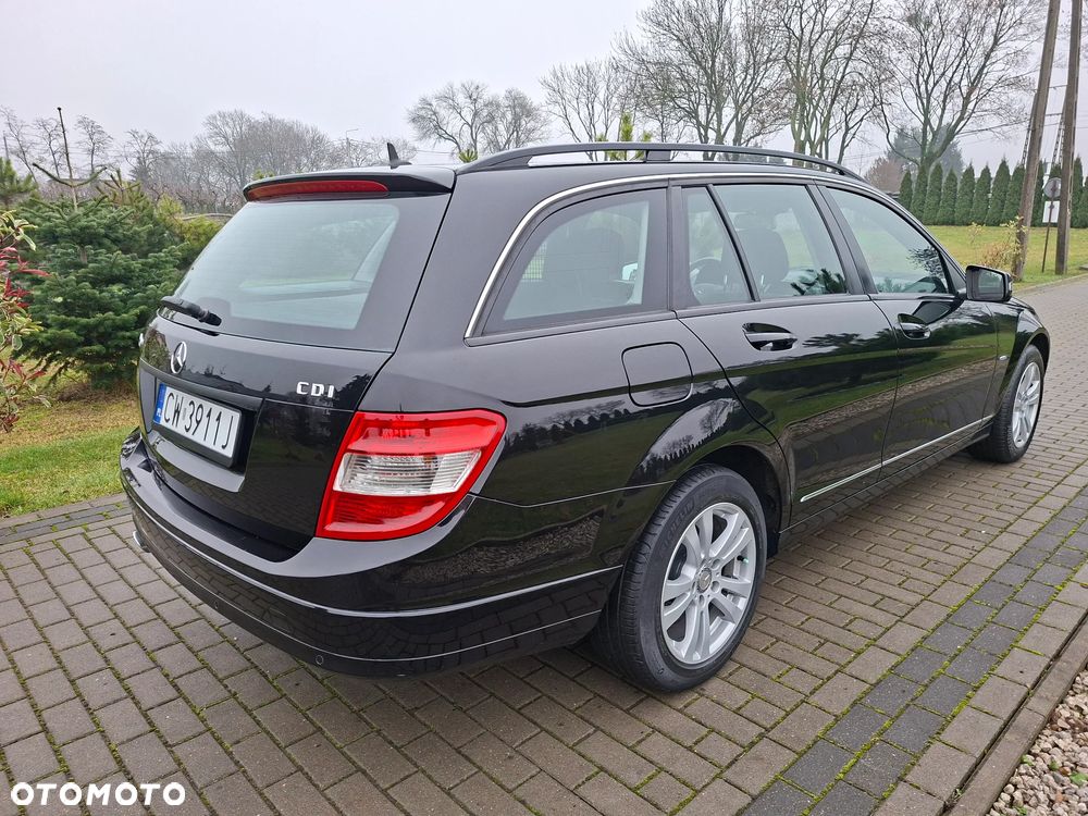 Mercedes-Benz Klasa C 220 CDI DPF BlueEFFICIENCY - 12