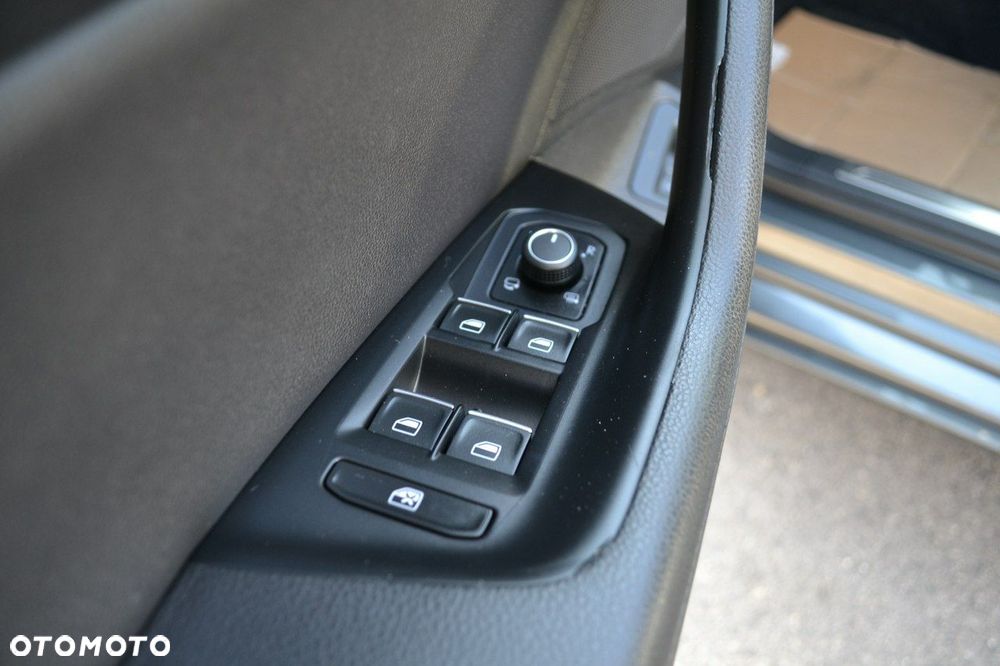 Volkswagen Passat - 7