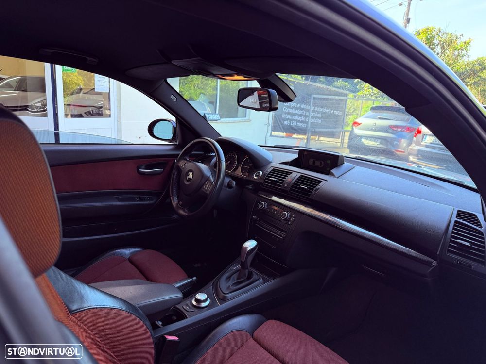 BMW 120 d Aut. Limited Edition Lifestyle c/ M Sport Pack - 35