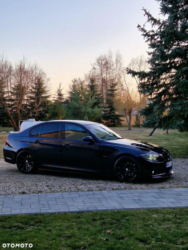 BMW Seria 3 320i - 3