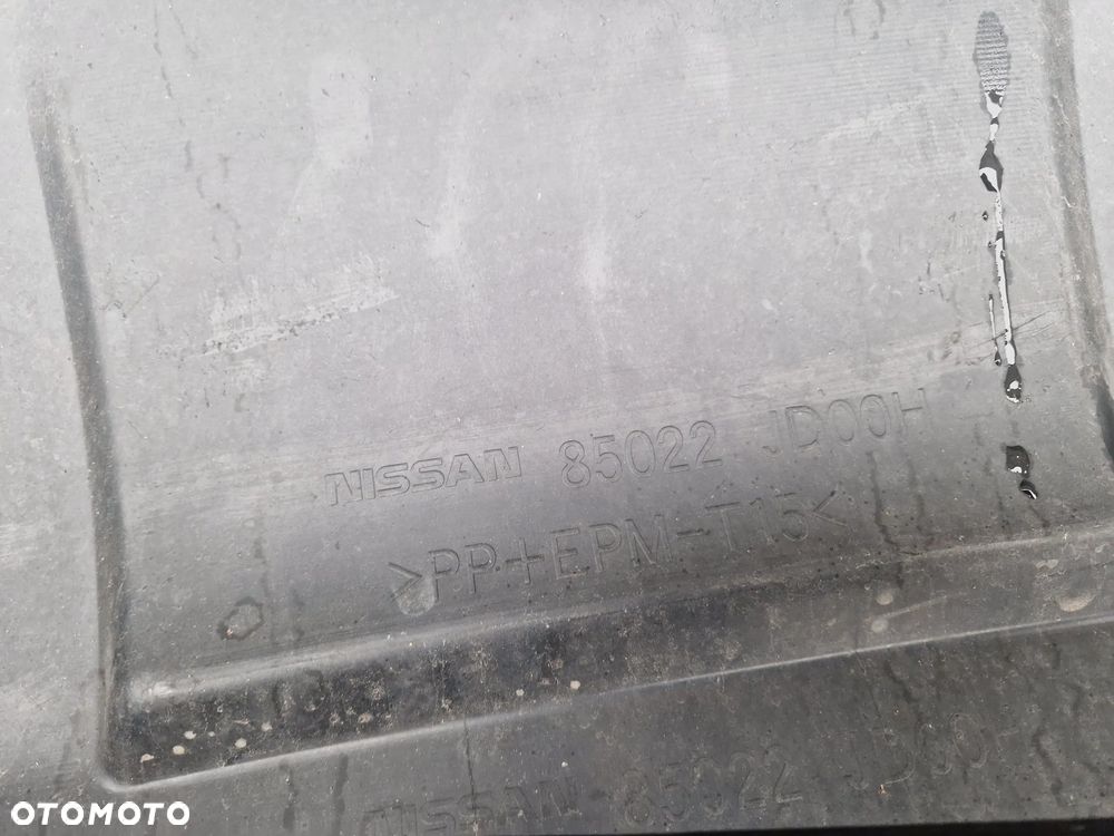 Zderzak Nissan Qashqai I tyl 2007 - - 13