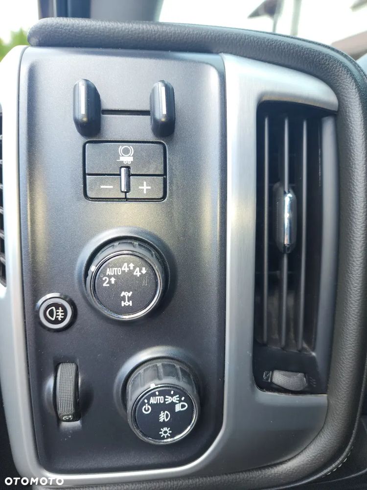 GMC Sierra - 14