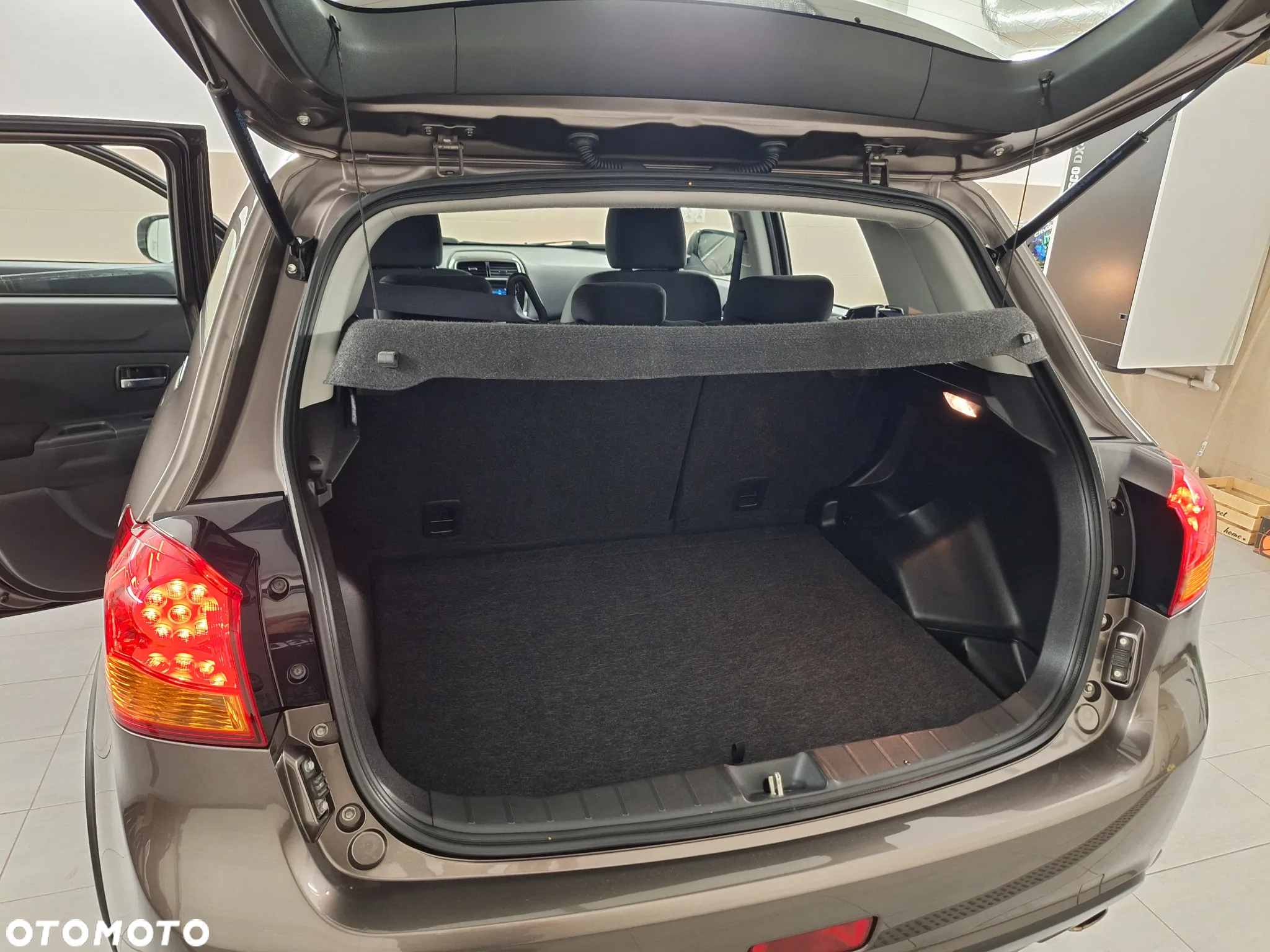 Mitsubishi ASX 1.6 2WD Diamant Edition+ - 24