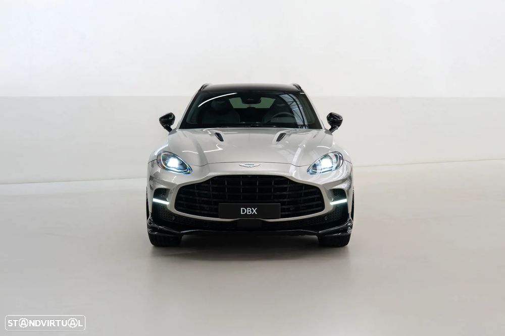 Aston Martin DBX 707 - 6