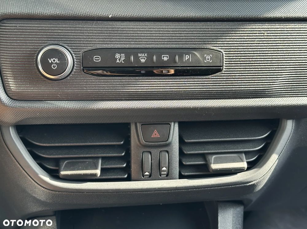 Ford Transit Courier - 4