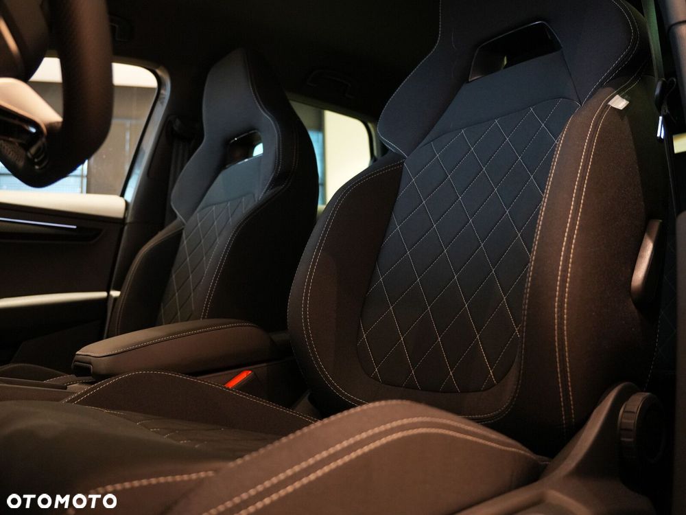 Skoda Karoq 1.5 TSI ACT Sportline DSG - 22