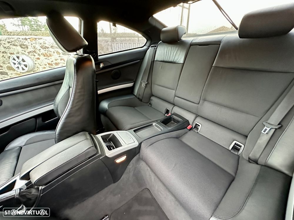 BMW 320 d Coupe - 26