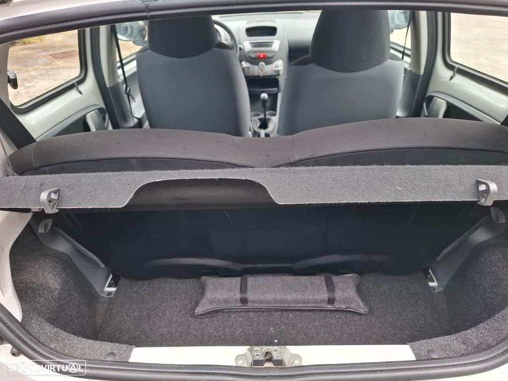 Toyota Aygo 1.0 - 32