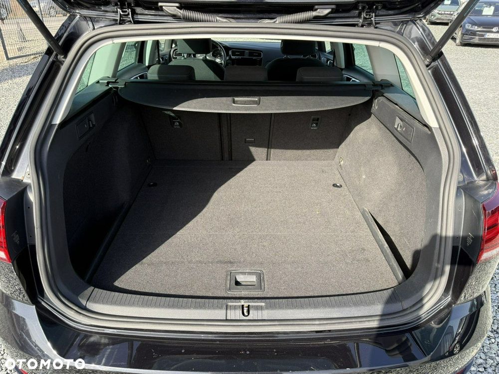 Volkswagen Golf Variant 1.6 TDI SCR DSG Join - 30