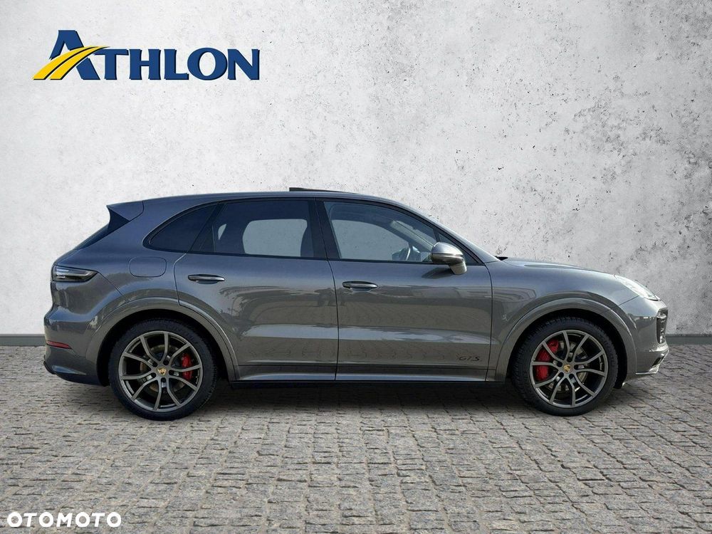 Porsche Cayenne - 6