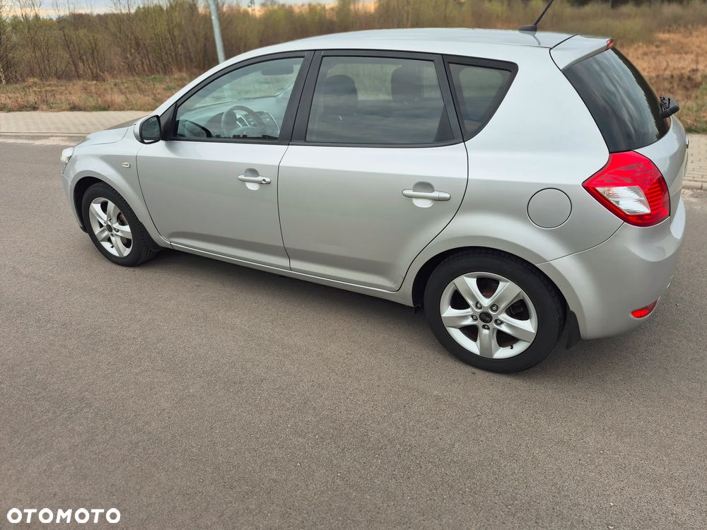 Kia Ceed 1.4 CVVT Vision - 4