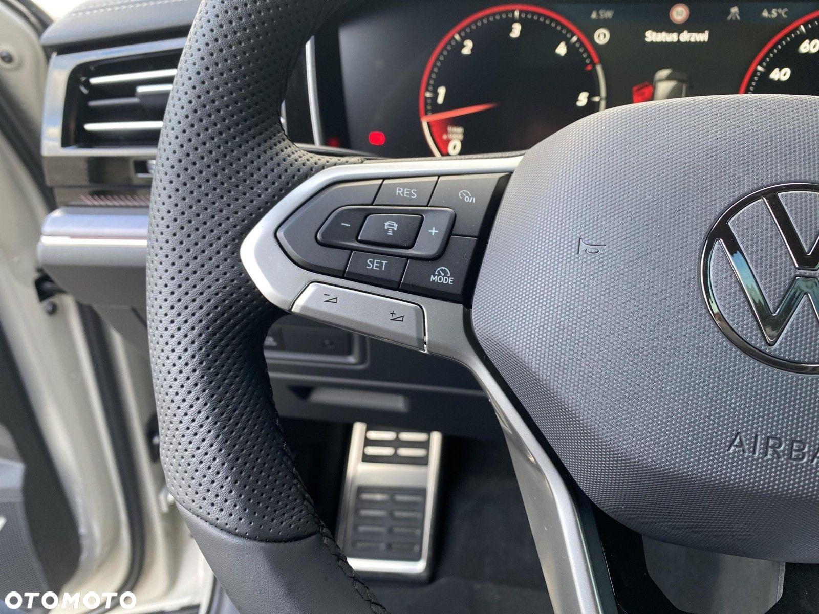 Volkswagen Touareg - 27