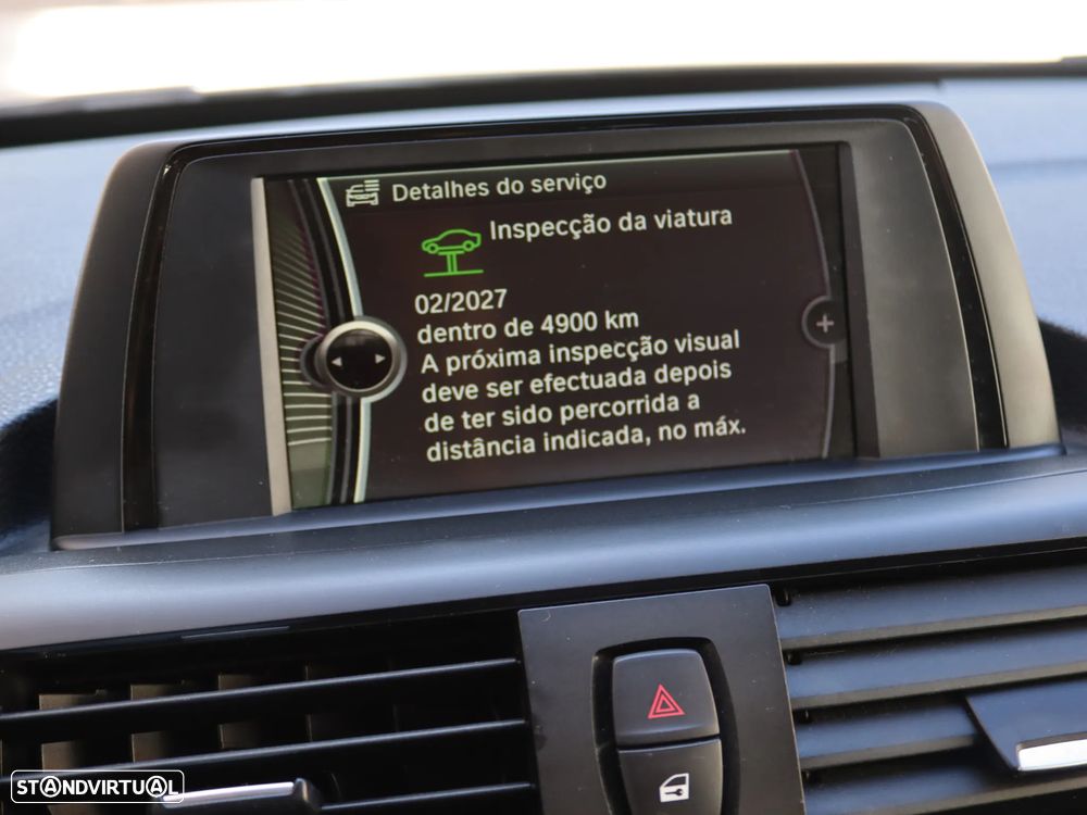 BMW 116 dA Line Sport - 24