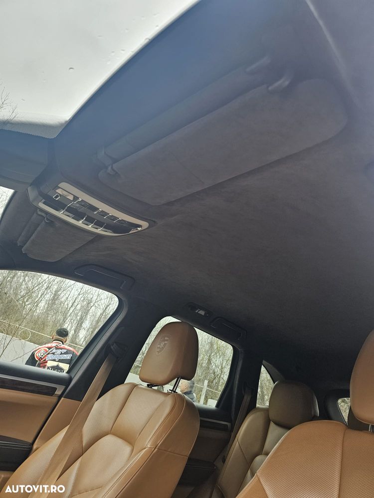 Porsche Cayenne - 5