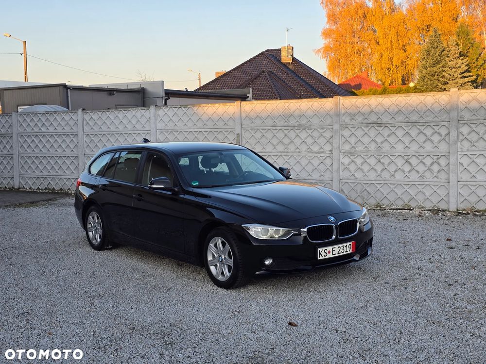 BMW Seria 3 318d Blue Performance - 8