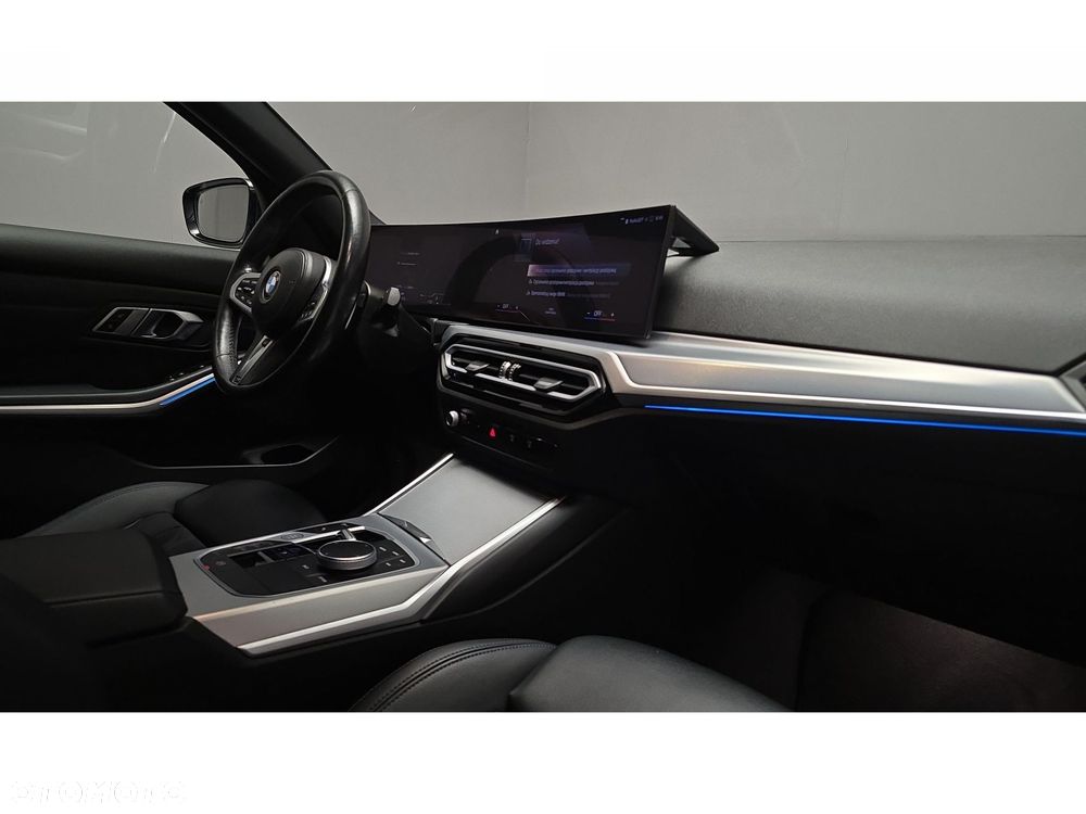 BMW Seria 3 320d xDrive mHEV M Sport - 27
