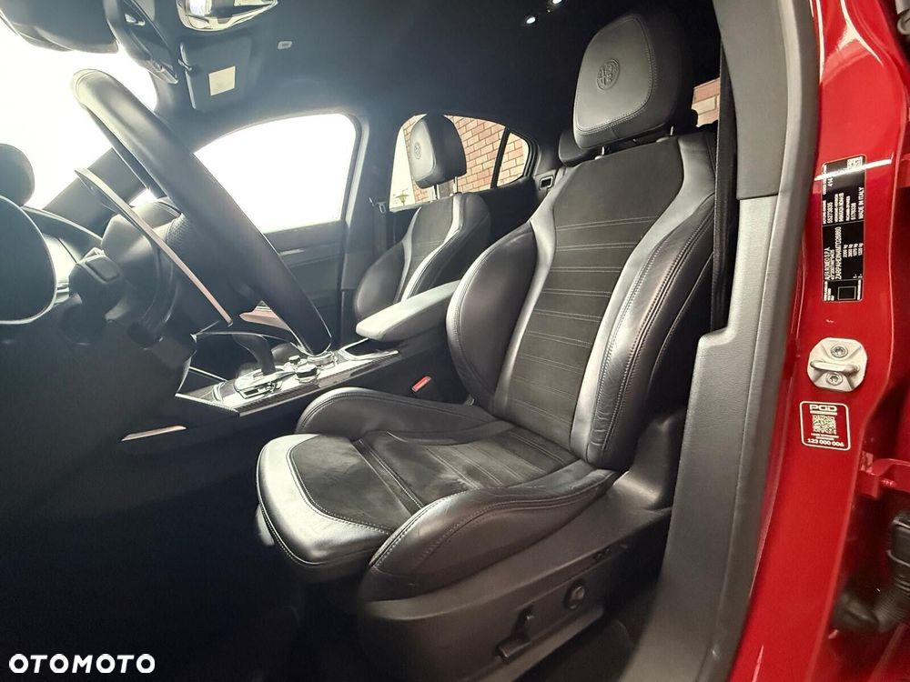 Alfa Romeo Stelvio 2.0 Turbo Veloce TI Q4 - 10