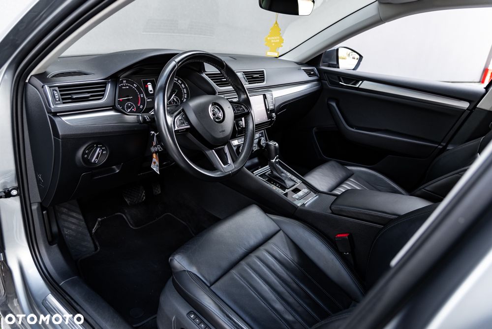 Skoda Superb 2.0 TDI 4x4 L&K DSG - 20