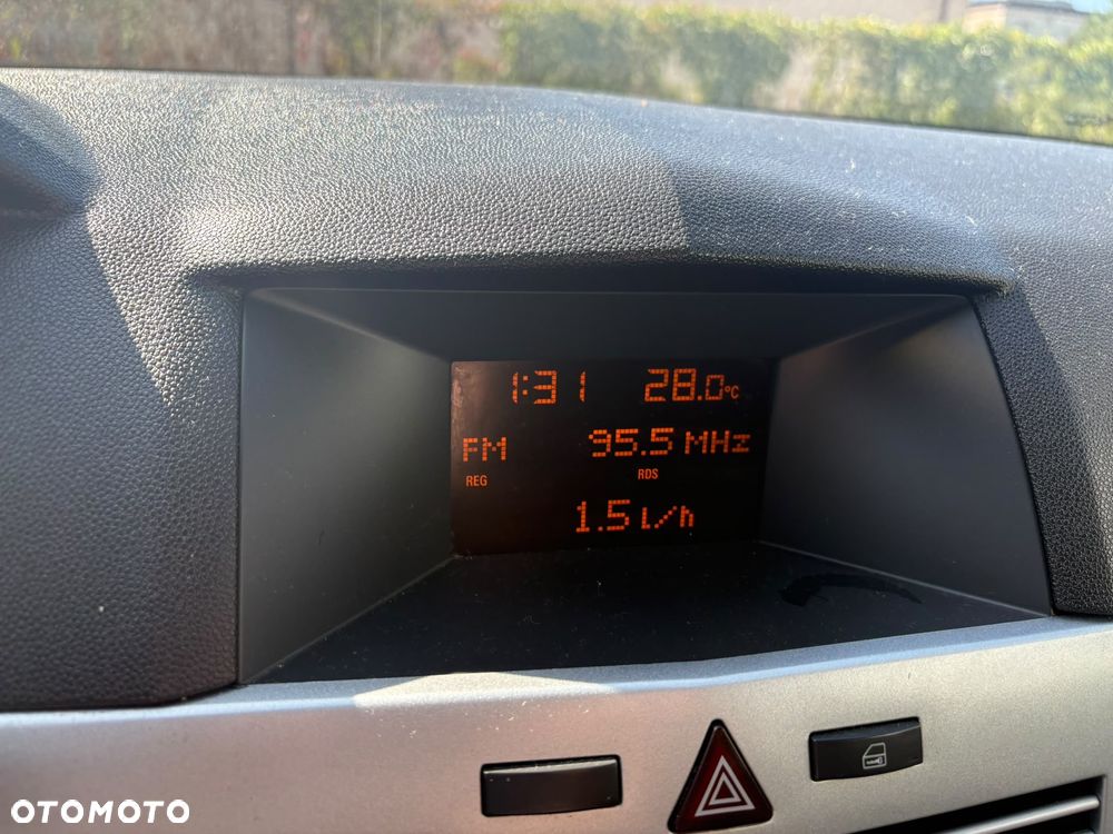 Opel Astra 1.7 CDTI - 11