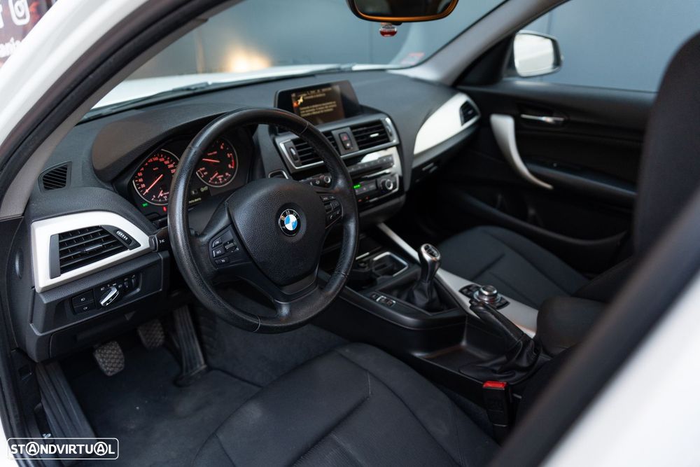 BMW 116 d Line Urban - 8