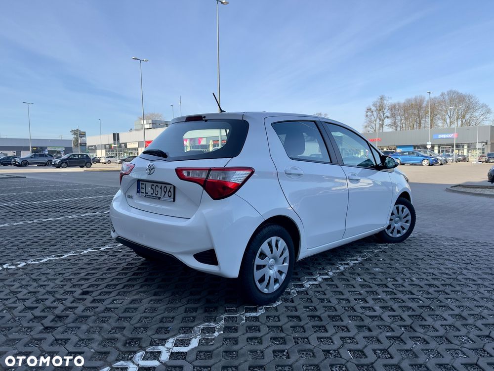 Toyota Yaris 1.0 Life EU6 - 9