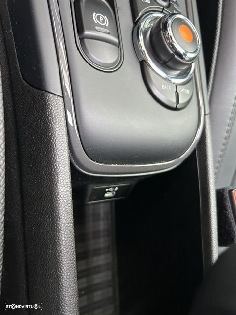 MINI Countryman Cooper SE ALL4 Yours Auto - 40