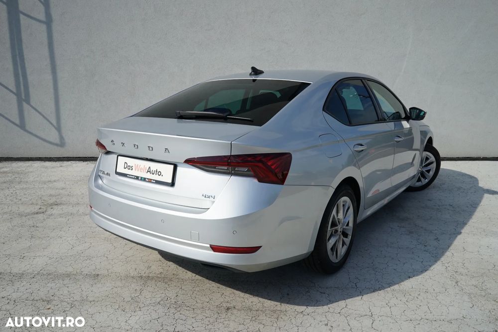 Skoda Octavia 2.0 TSI DSG 4x4 Style - 6