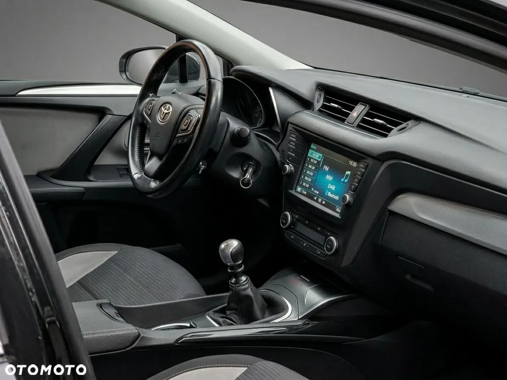 Toyota Avensis 1.8 Prestige - 6