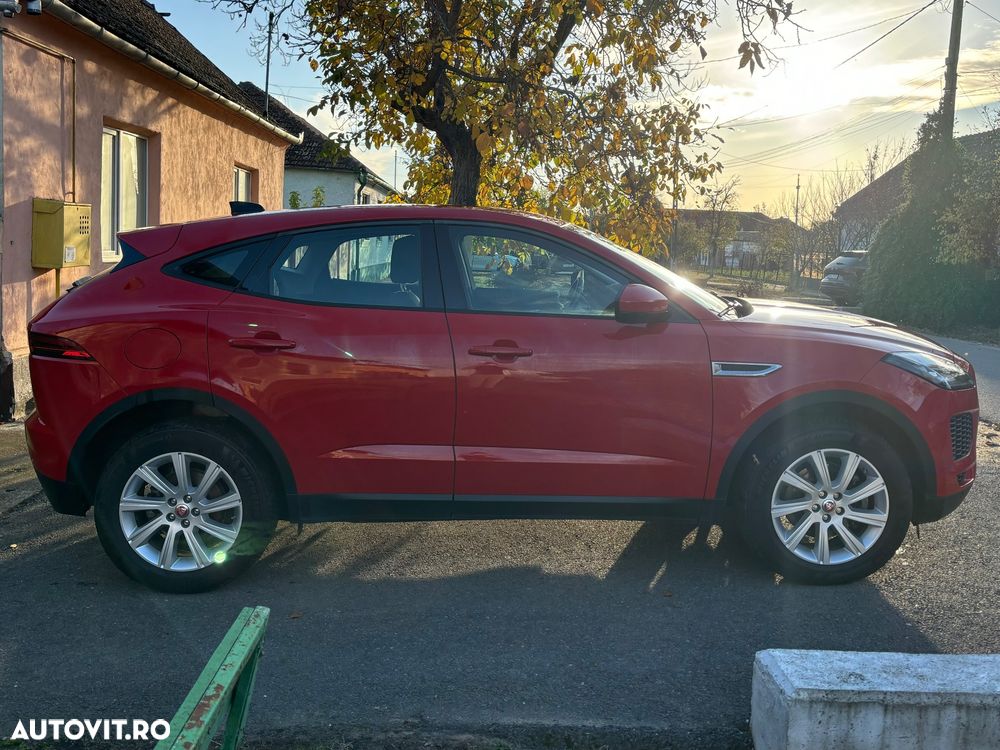 Jaguar E-Pace D150 - 3