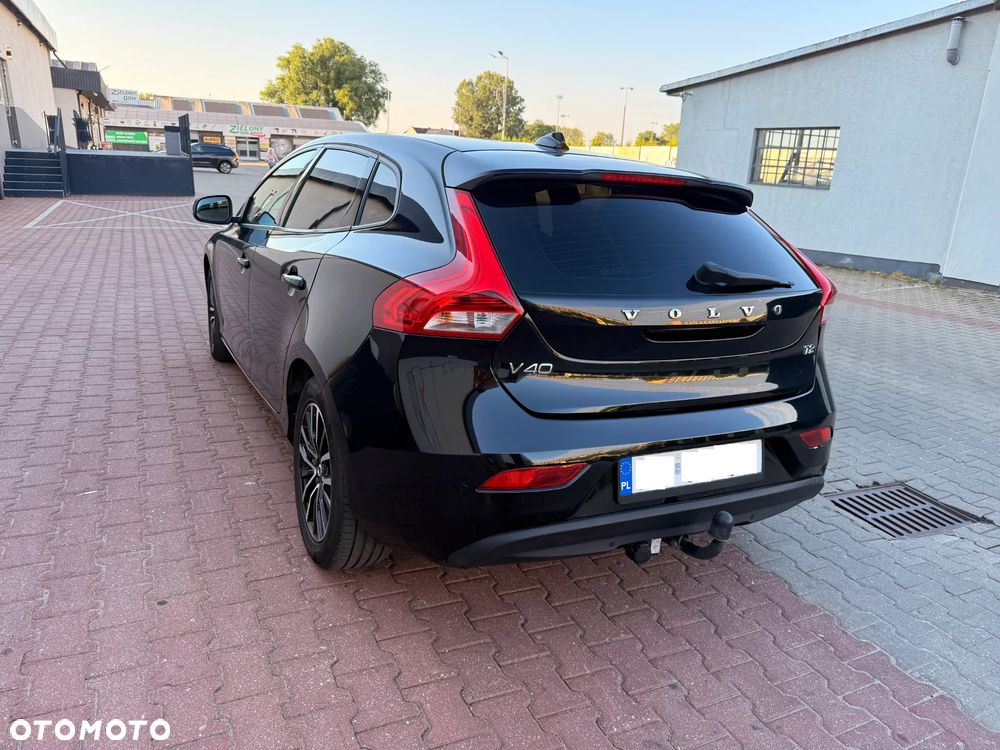 Volvo V40 T2 Drive-E Momentum - 4
