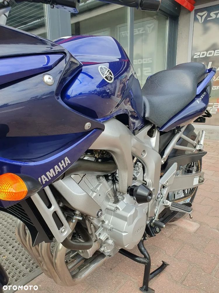 Yamaha FZ6 - 6