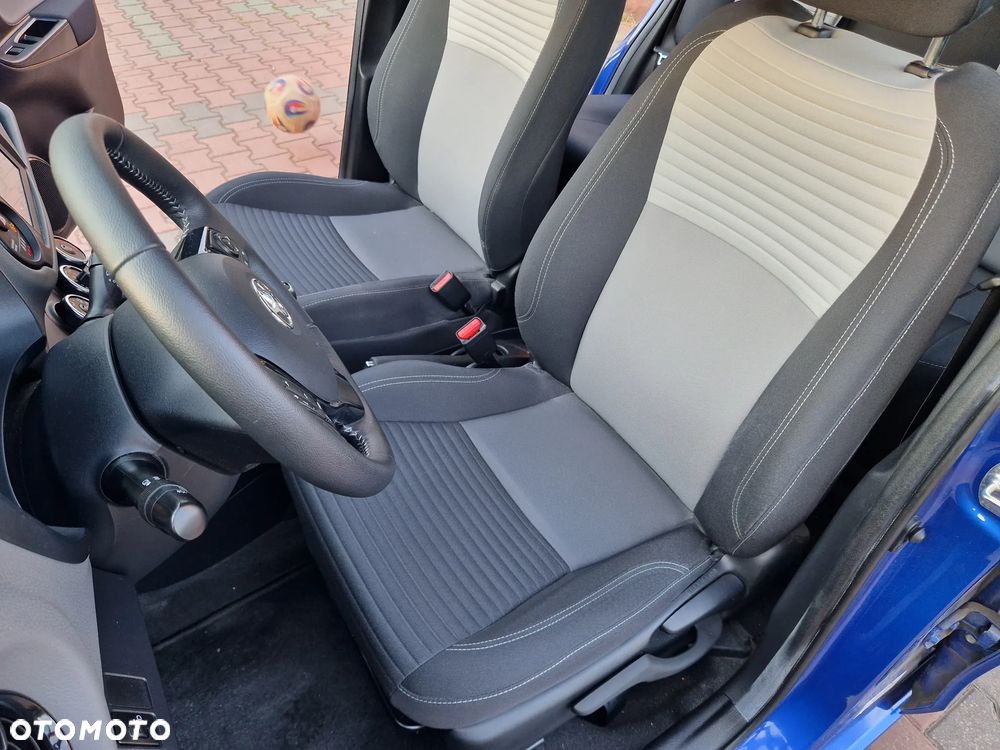 Toyota Yaris 1.5 Premium - 22