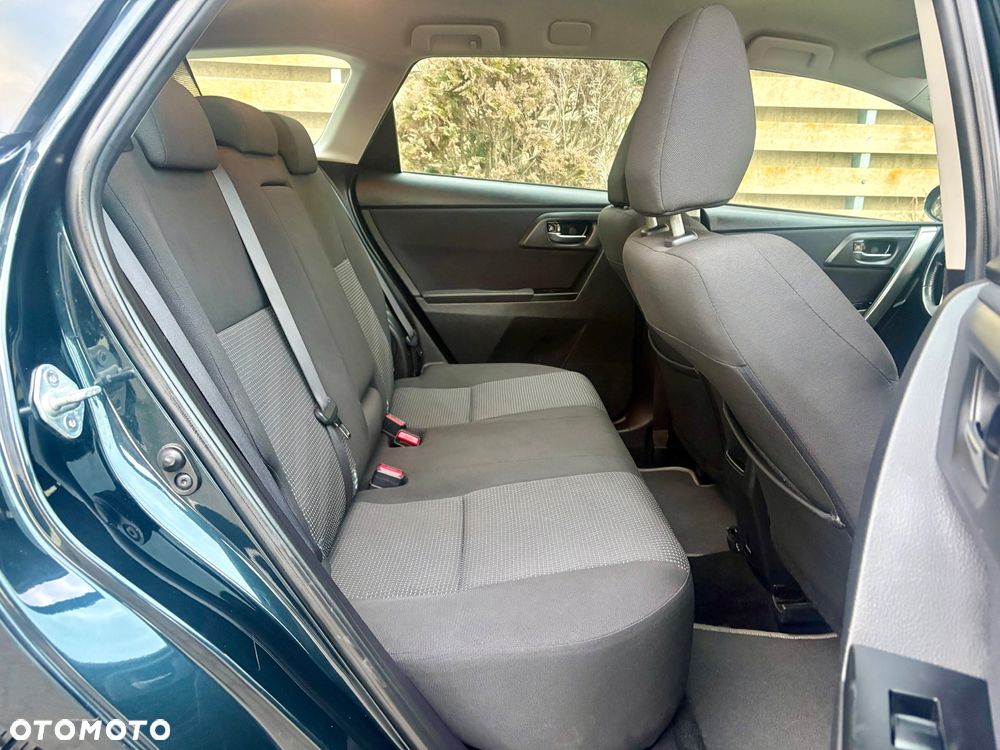 Toyota Auris 1.6 Valvematic Life Plus - 16