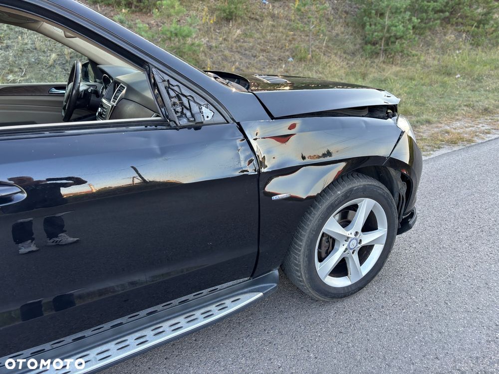 Mercedes-Benz ML - 32