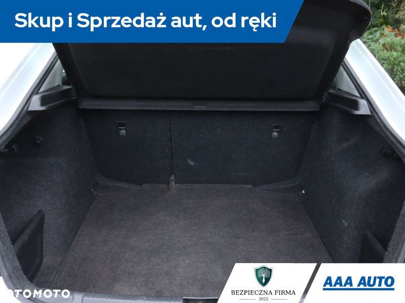 Skoda RAPID - 15