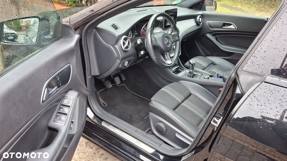 Mercedes-Benz CLA - 8