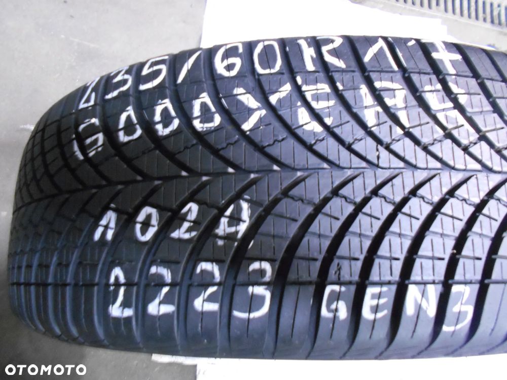 OPONA POJEDYNKA  235/60R17 GOODYEAR VECTOR 4 SEASONS GEN3 DOT 2223 8MM - 1