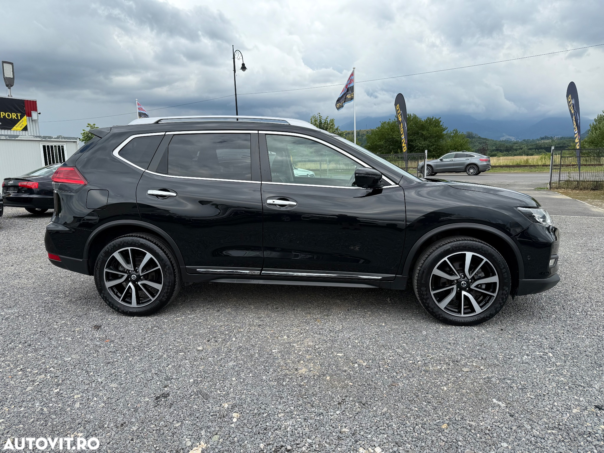 Nissan X-Trail 2.0D XTRONIC Start/Stop 4x4-i Tekna - 10