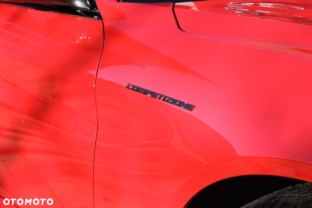 Alfa Romeo Giulia 2.0 Turbo 16V AT8-Q4 Competizione - 5