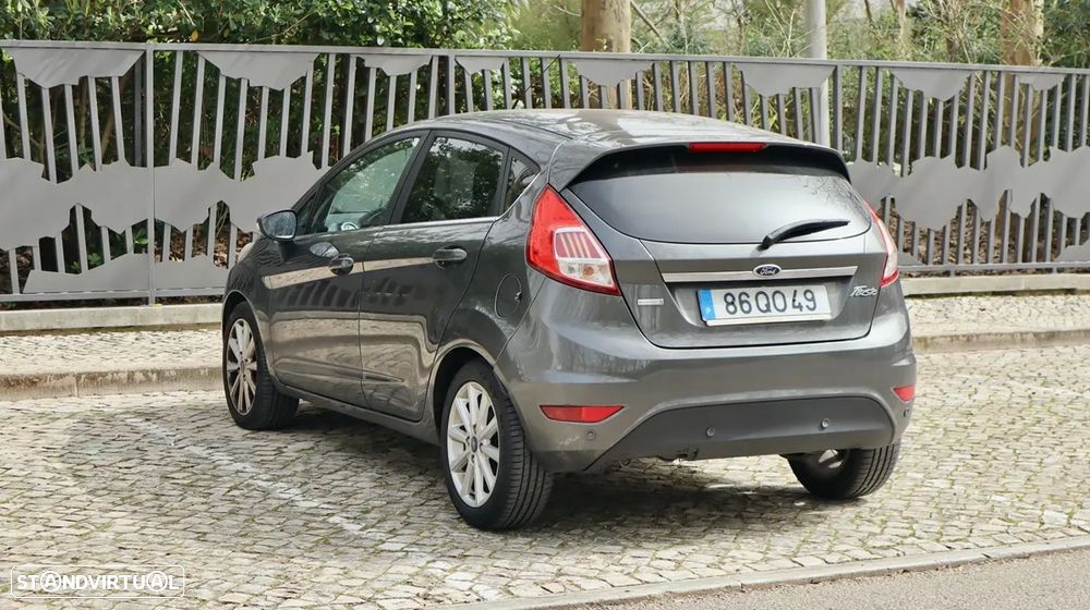 Ford Fiesta 1.0 T EcoBoost Titanium PowerShift - 15