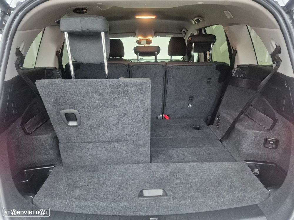 BMW 216 Gran Tourer i 7L Line Luxury - 28