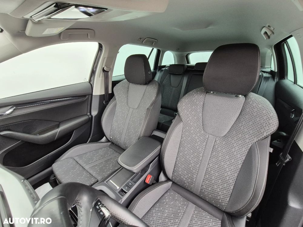 Skoda Octavia Combi 2.0 TDI DSG Ambition - 10