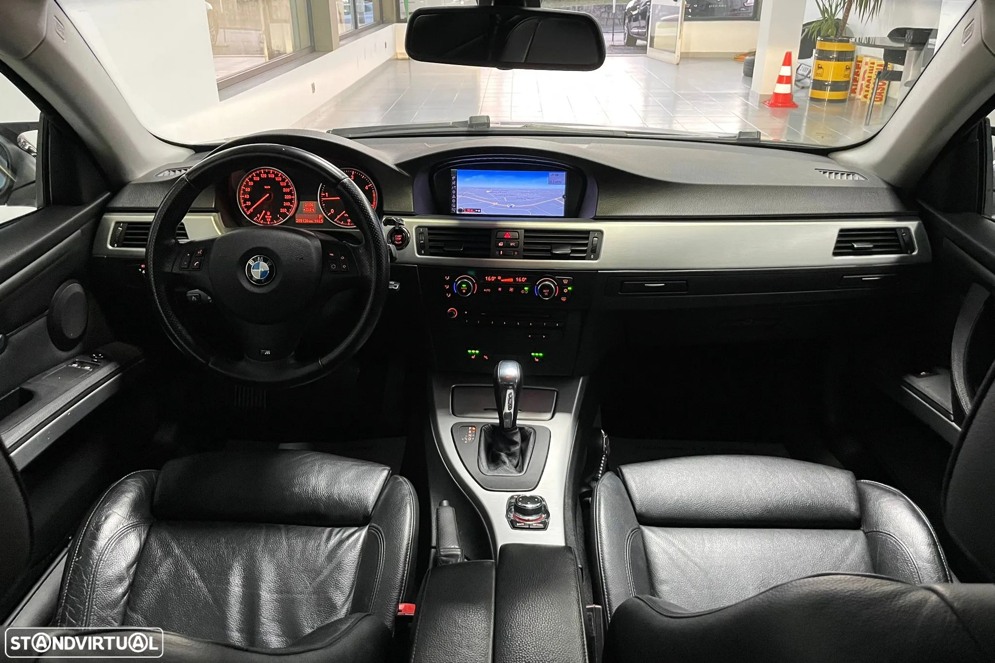 BMW 320 d Coupe Aut. - 23
