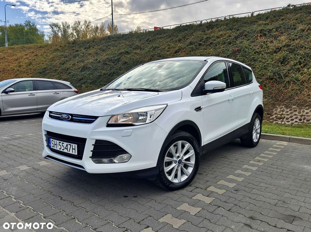 Ford Kuga - 1