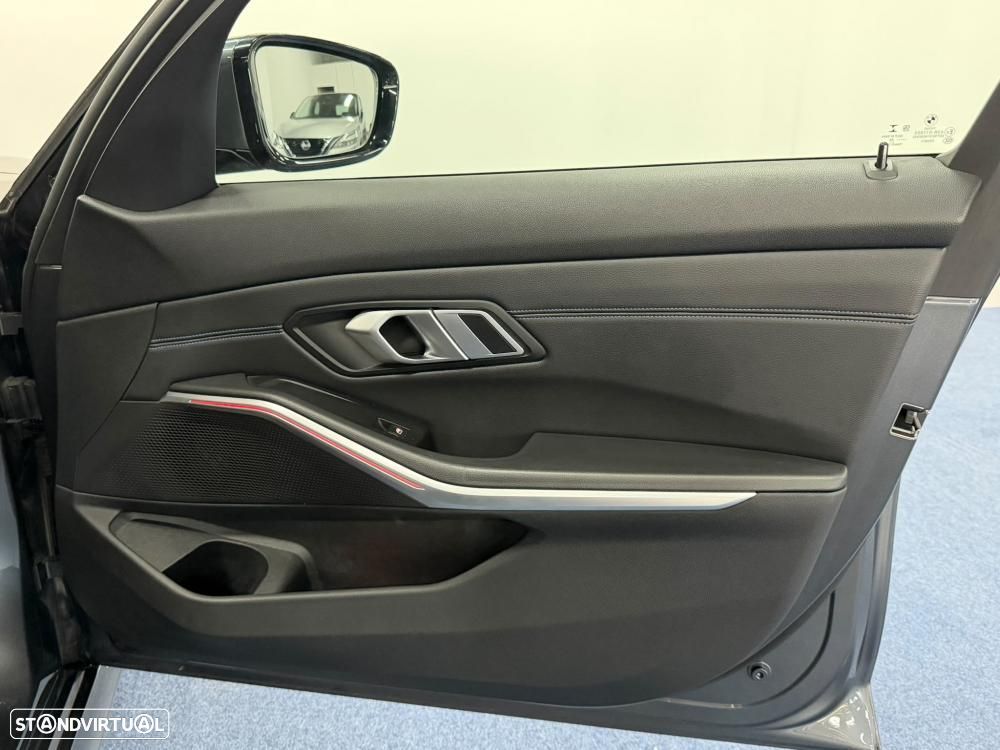 BMW 320 d Pack M Auto - 40