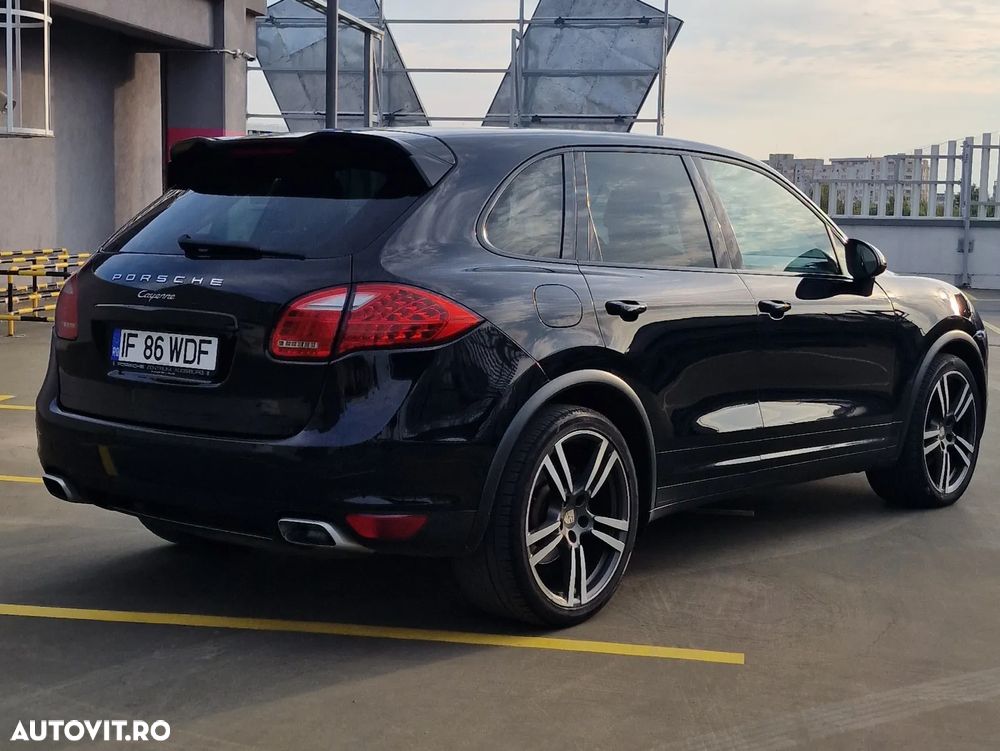 Porsche Cayenne - 7